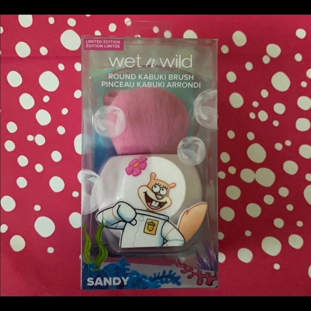 WnW Spongebob Round Kabuki Brush - Picture 3 of 3